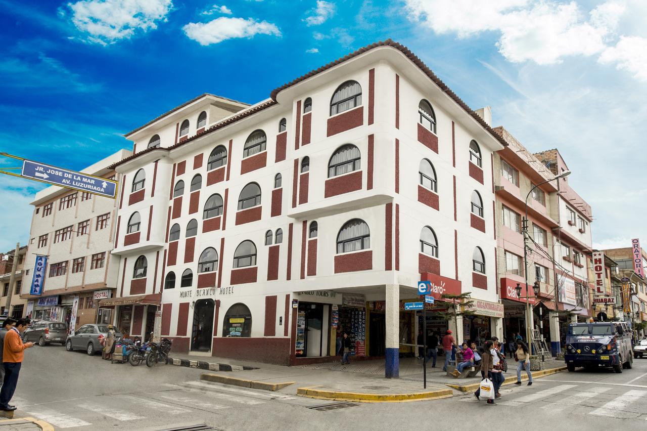 Monte Blanco Hotel 와라스 외부 사진